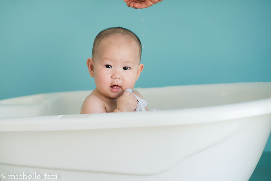 Baby in the tub alert!